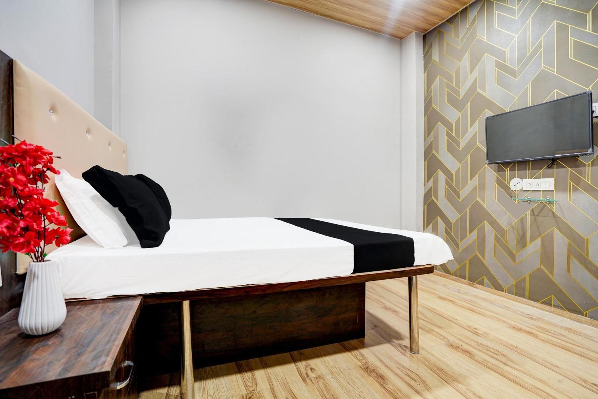 Hotel O New Sai Resort Nagpur Extérieur photo